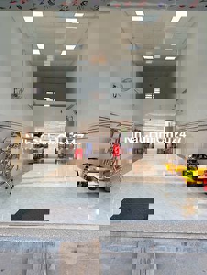 💞 CHỦ GỞI BÁN NHÀ NGAY LÒNG CHỢ – VỊ TRÍ ĐẸP  💰 Giá bán: 5 tỷ 499