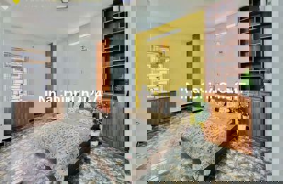 Nhà 15p có nội thất cần bán gấp