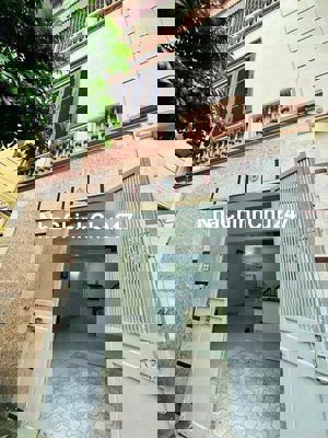 CHÍNH CHỦ CẦN BÁN GẤP - NHÀ XUÂN ĐỈNH - GARA OTO - VỊ TRÍ SIÊU ĐẸP