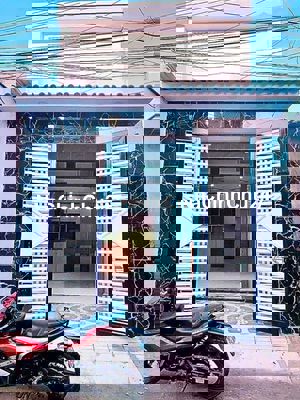 Nhà lầu gần chợ dĩ an giá 1 tỷ 750 triệu