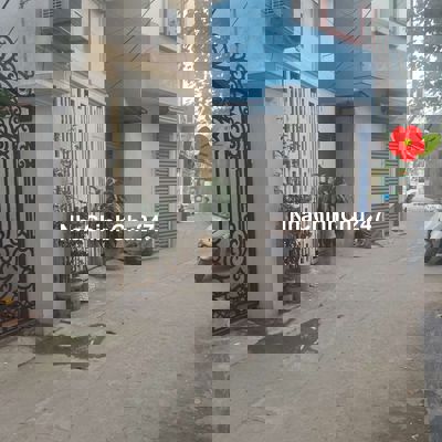 5,5 tỷ gần phố DT34x5T- ô tô đõ cổng, đường kim giang, tây ĐT linh đàm