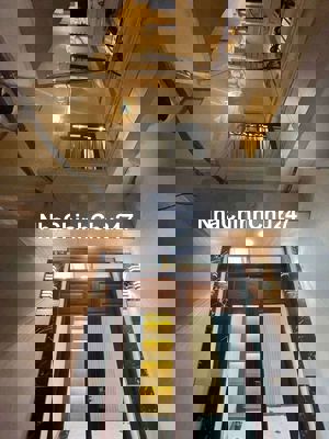 Rẻ nhất khu vực,siêu phẩm Tây Hồ, nhà mới ở ngay, full nội thất 30m*5T