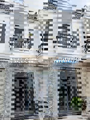 BÁN NHÀ NGAY TRUNG TÂM GẦN HỘI NGHĨA