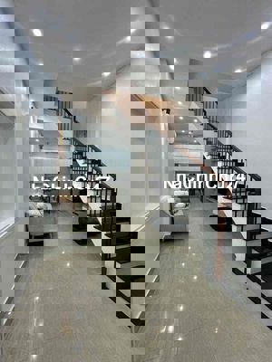 Bán nhà cực đẹp Ngõ Quỳnh Hai Bà Trưng chủ nhà tặng Full nội thất Vip