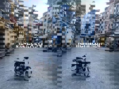 THƯỢNG THANH – NHÀ MỚI DÂN XÂY – VIEW THOÁNG  – Có gara riêng