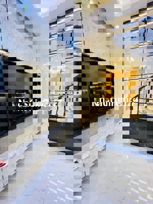 Giá nào cũng vào việc phố vip Phan Kế Bính 32m 4T full nội thất 6.79tỷ