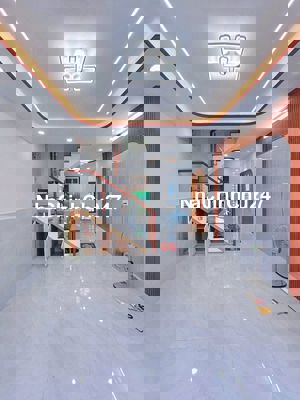 NHÀ SỔ RIÊNG CHÍNH CHỦ CẦN BÁN GẤP,BAO PHÍ CÔNG CHỨNG SANG TÊN.