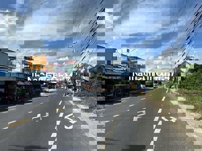 Lô Đất Sát Biển, Mặt Tiền Nhựa, Sẵn Thổ Cư, 10x40 Giá Cực Tốt