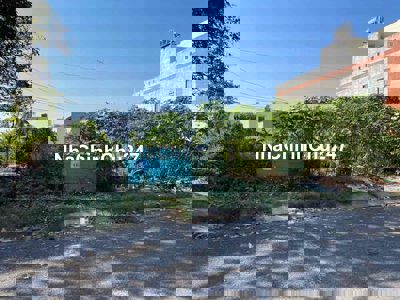 Bán Lô Biệt Thự góc 2 Mặt Tiền ngay Công Viên