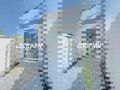 Bán nhà trung tâm Long Khánh 125m² Full nội thất cao cấp mặt tiền nhựa