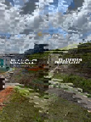 NHÀ MỚI XÂY MẶT TIỀN KHU DÂN CƯ SỐ 5