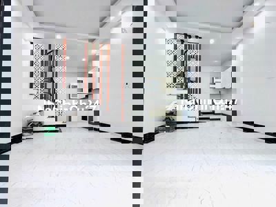 Nhà mới 6 tầng thoáng đẹp giá tốt tại Hoàng Mai, Hà Nội