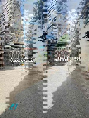 bán. hà 2 tầng khu dân cư. gần mặt tiền