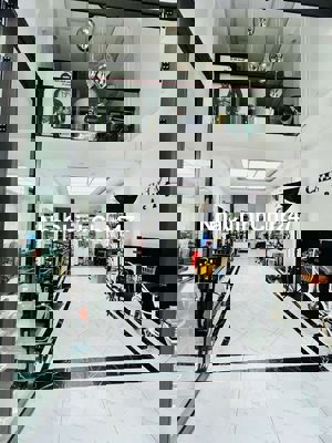 BÁN NHÀ ĐẸP GIANG BIÊN LONG BIÊN, 5 tầng hiện đại– chỉ hơn 7 tỷ