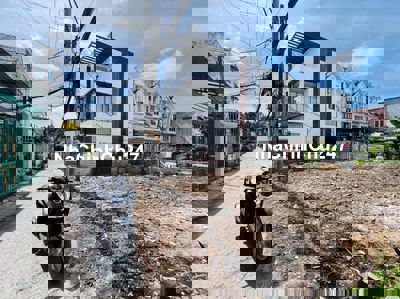 Lô đất thổ cư - xây dựng tự do -hẻm 3,5m 2020 Huỳnh Tấn Phát- 4m x 18m