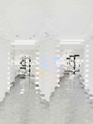 Chủ cần tiền gửi bán gấp căn nhà 4 tầng full nội thất cao cấp gần