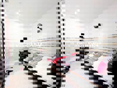 Chính chủ bán khách sạn 4 tầng 20 phòng ngang 10x20m trung tâm đà nẵng