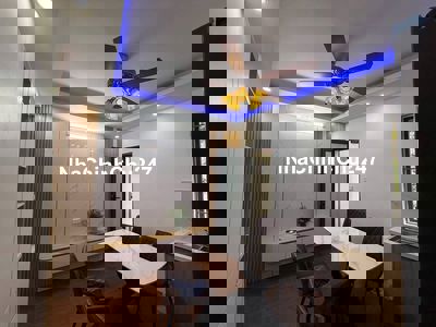 Tôi bán nhà phố CÁT LINH HÀO NAM 3 bước ra phố trước nhà SH Quay Đầu