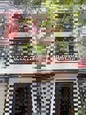 BÁN MẶT TIỀN KHU PHAN XÍCH LONG 4 TẦNG 4 x 12 TIỆN Ở/ KD NHỈNH 17.X TỶ