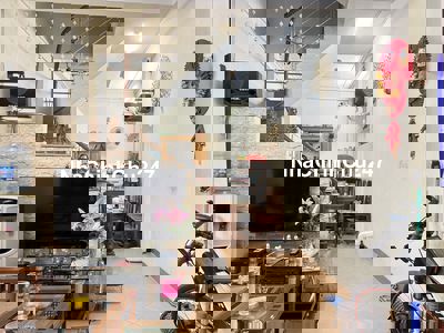 Chính chủ cần bán nhà ở Hoàng Hoa Thám, Ba Đình