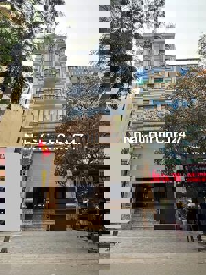 Toà nhà văn phòng Nguyễn Hoàng, 140m2, 8 tầng, giá 82 tỷ