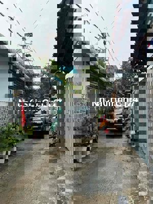 Đất thổ cư. Ngay sau chợ Đông Thạnh