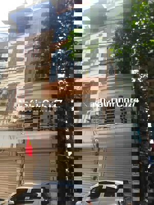 cần tiền bán gấp phố thịnh liệt có 25m2 giá 6.8 tỉ