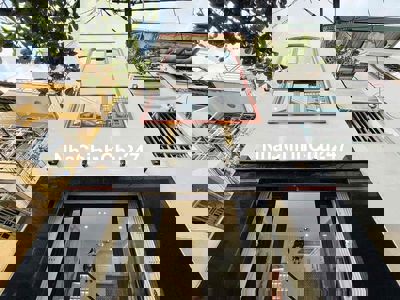 chủ nhà đi định cư bán gấp nhà Thăng Long, p4, Tân Bình.Chỉ 3,4tỷ.