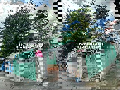 🔴HOT- 17.8Tỷ BÁN ĐẤT TẶNG NHÀ - LÔ GÓC 2 MẶT TIỀN - BÌNH TRƯNG ĐÔNG -