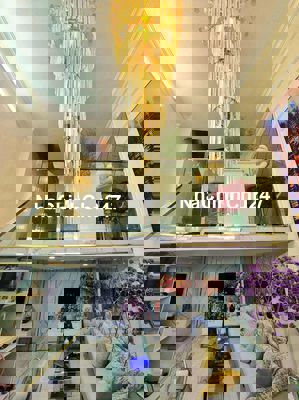 Bán nhà đẹp ở ngay Tôn Đức Thắng Đống Đa