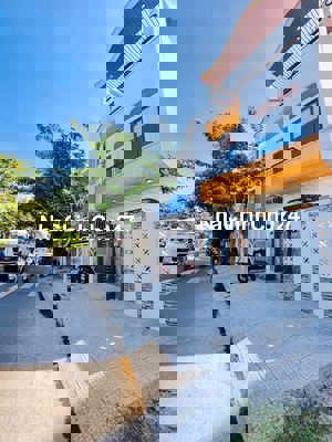 BÁN NHÀ 03 TẦNG SIÊU ĐẸP MT PHẠM NGỌC MẬU