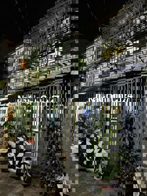 Chính chủ cần bán căn nhà 1 lầu-1PN-2WC-1 bếp-pk