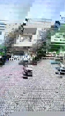 Nhà Vườn Trệt Lầu Thuận Giao 5.5tỷ sân rông rãi