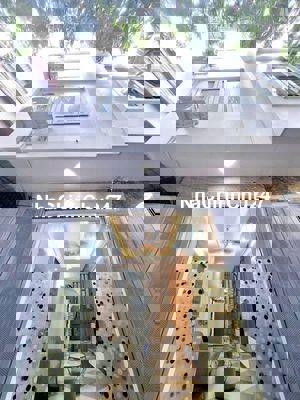 NHÀ ĐẸP GẦN PHỐ - LÔ GÓC 3 MẶT THOÁNG - 5 TẦNG 4 NGỦ CHỐT NGAY