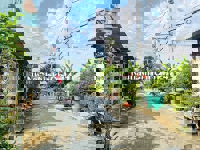 Lô góc 2MT hẻm xe hơi Lê Văn Lương, số sẵn, xây dựng liền