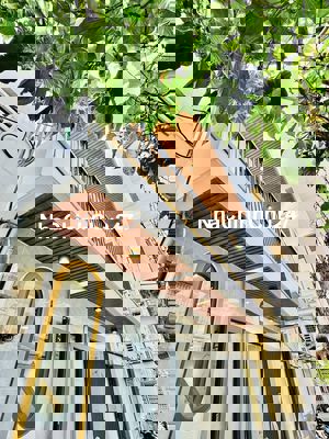 NHÀ ĐẸP 2 TẦNG HẺM THÔNG LÊ QUANG ĐỊNH