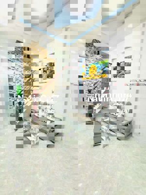 Bán nhà dương bá trạc p1 q8