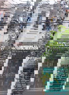 Bán nhà Chính Chủ HXH Bùi Đình Tuý , Q. Bình thạnh - dt 52 m2