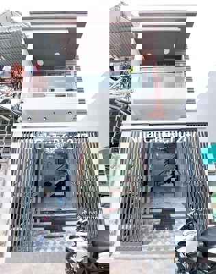 Chủ nhà đi nước ngoài bán nhà 1 trệt 1 lầu Tân Thông Hội Củ Chi, shr