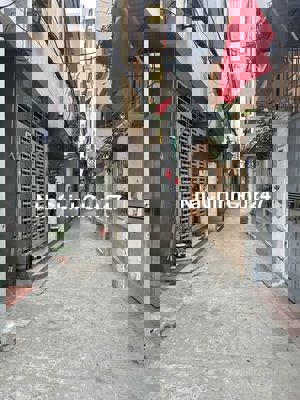 Chính chủ Bán nhà cạnh trường Nguyễn Huệ hà Đông