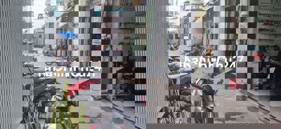 Hẻm oto đỗ cửa KD,ngay chợ,5,2m X3,5m,3lầu,2pn.Chỉ: 2,8Tỷ