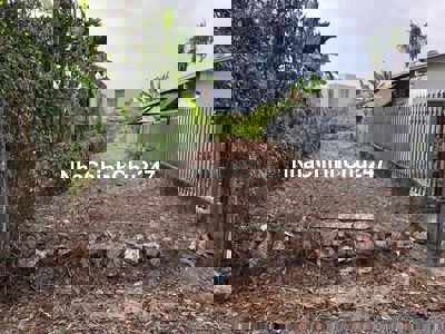 cần bán lô đất Vĩnh phú DT 112m2 giá 3ty350 đường xe hơi tới đất