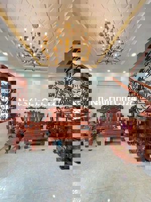 Bán nhà lầu 4pn Bình Dương nhỉnh 6 tỷ