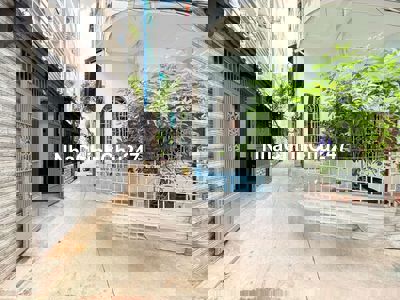 NHÀ XINH 4*10 -2PN HẺM BA GÁC QUAY ĐẦU NGAY TT