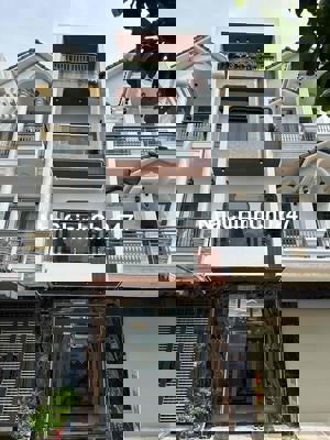 NHÀ MỚI HOÀN CÔNG THIẾT KẾ HIỆN ĐẠI TẶNG NỘI THẤT