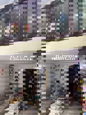 nhà ở khu trung tâm