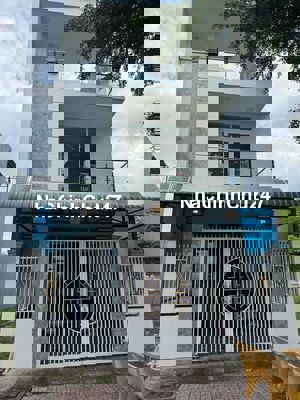 Bán nhà mặt tiền KDC idico2 P6 TP Tân An liền kề Aeon.