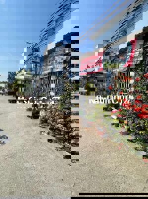 NHÀ BÈ. CHỈ 850TR. XE TẢI TỚI. ĐẤT THỔ 52M2. NHÀ BÈ