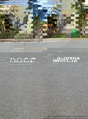 CHỦ CẦN TIẾP GẤP BÁN NGỘP LÔ ĐẤT MT BASA 300M2 GIÁ CHỈ 790