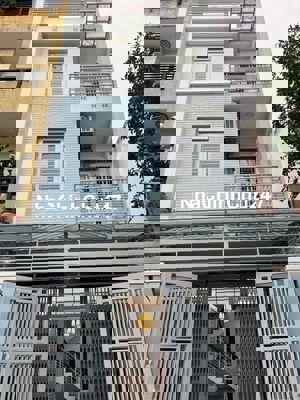 Nhà MT KD 4.5 x20,3.5 tấm khu Tên Lửa